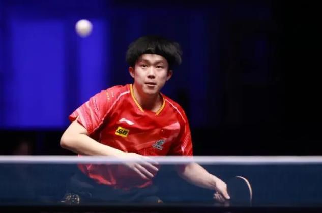 色的团队配 色的团队配